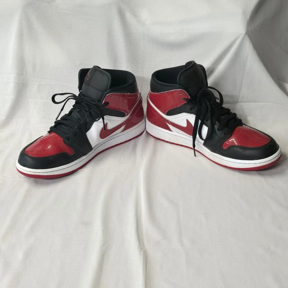 Nike Air Jordan 1 Mid SE Patent Bred Toe Men's Size 9.5 HV4091-006